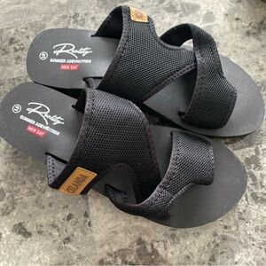 Reality Arch Support Low Heel Sandals, Size 41/10us Women’s NEW, Black Color
